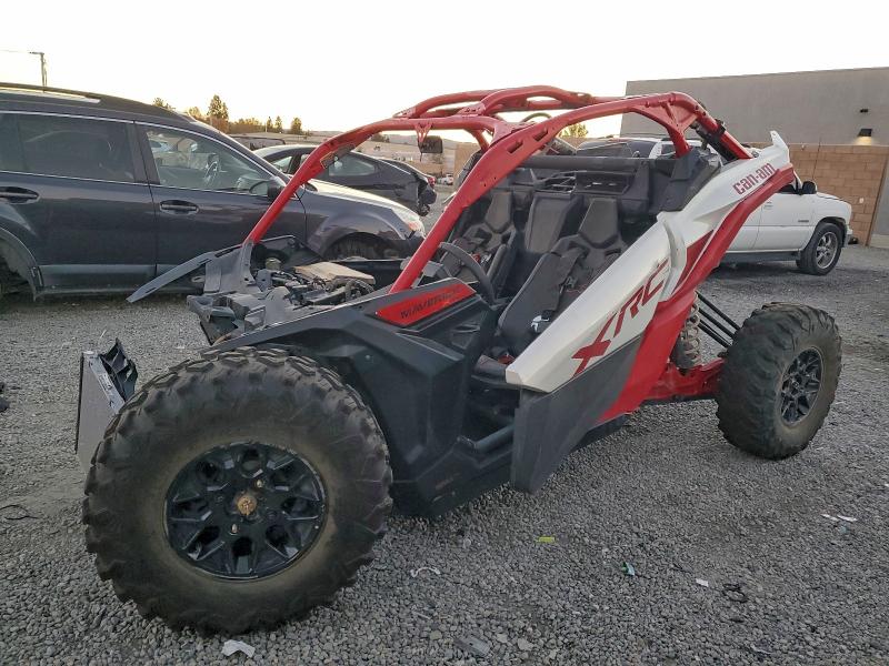 2025 OETH MAVERICK X3 X RC72 TROBRR
