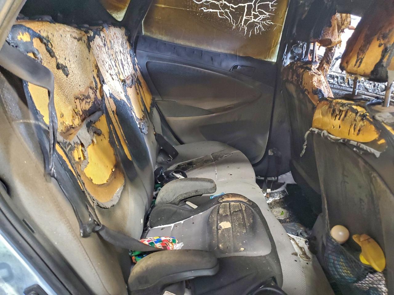 2014 Hyundai Accent Gls VIN: KMHCT5AE9EU186760 Lot: 95802255