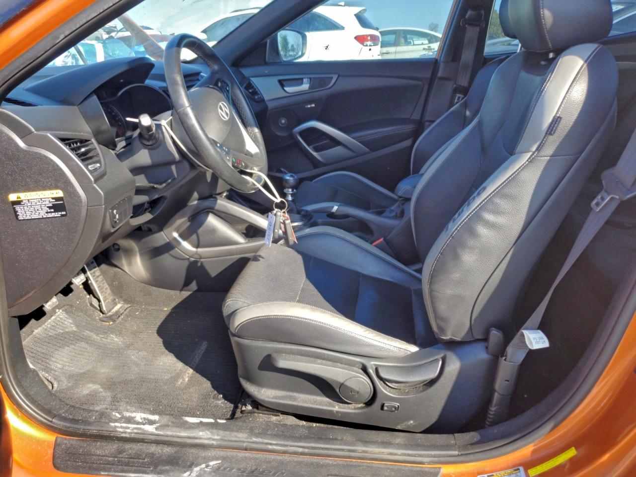 2016 Hyundai Veloster Turbo VIN: KMHTC6AEXGU289940 Lot: 95263385