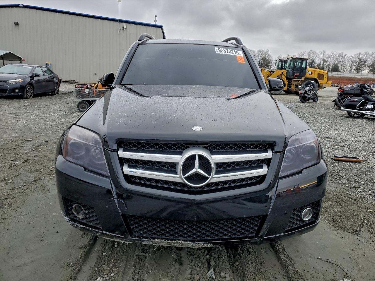 Фото: WDCGG8HB3CF930422