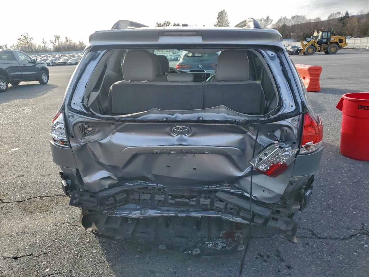 2013 Toyota Sienna Xle VIN: 5TDYK3DC0DS281951 Lot: 94754875