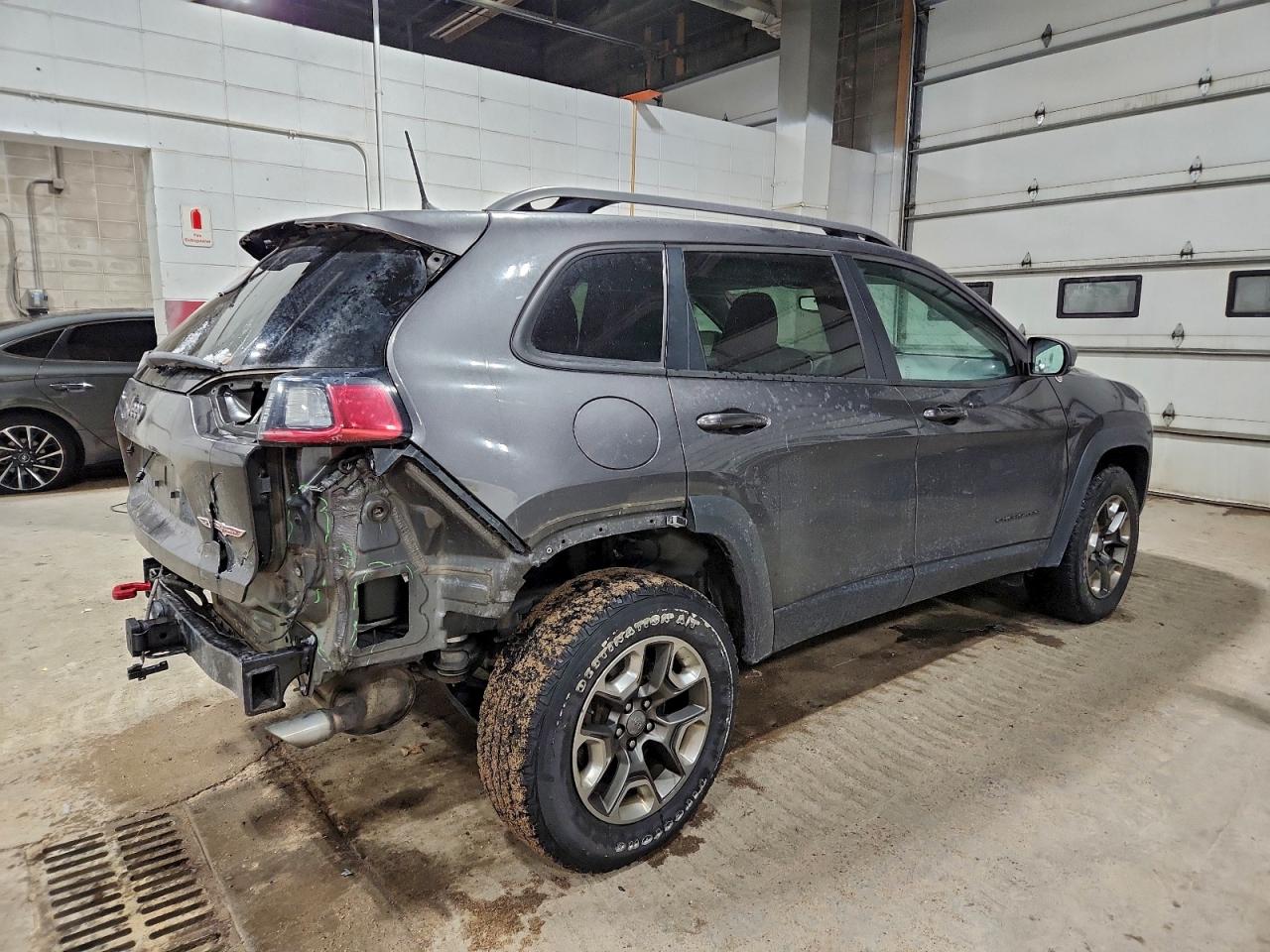 2019 Jeep Cherokee Trailhawk VIN: 1C4PJMBX0KD418874 Lot: 97286365