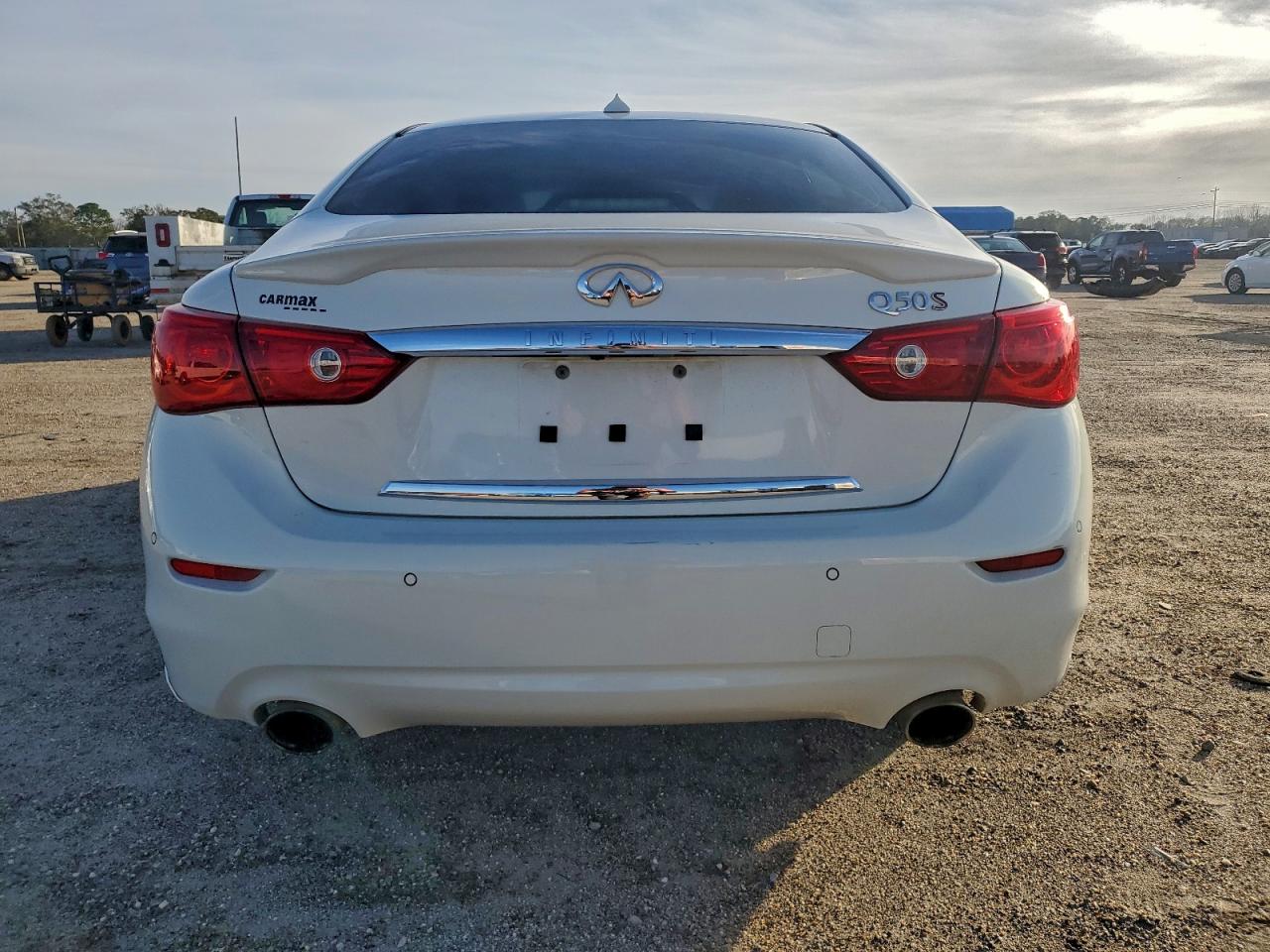 2015 Infiniti Q50 Base VIN: JN1BV7AP0FM330143 Lot: 94737915