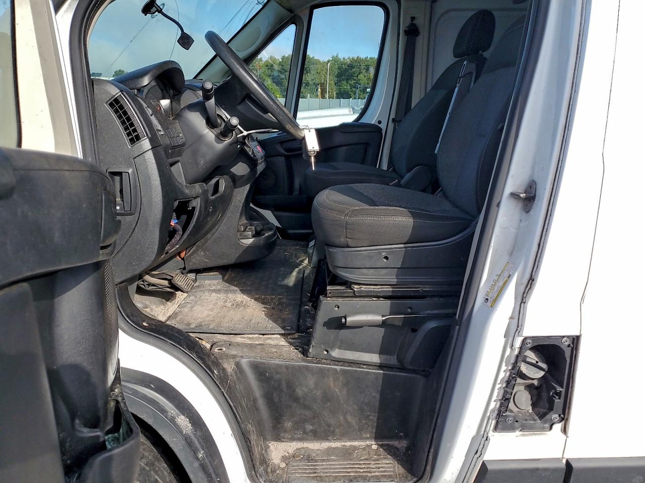 2020 Ram Promaster Cargo Van VIN: 3C6TRVBG3LE141786 Lot: 91927335