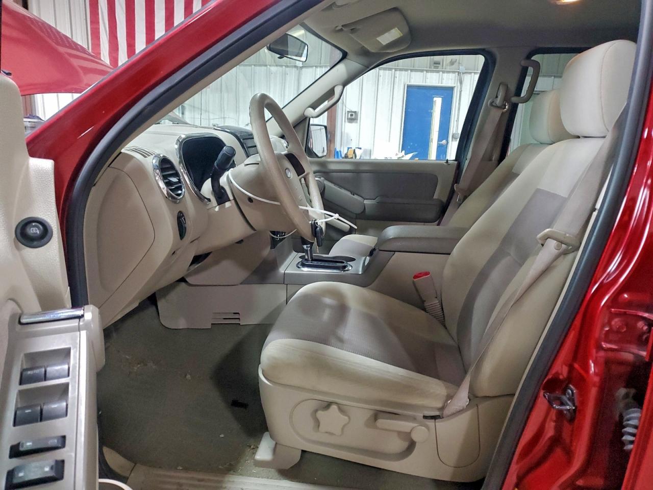 2007 Ford Explorer Xlt VIN: 1FMEU73E07UB34984 Lot: 94675795