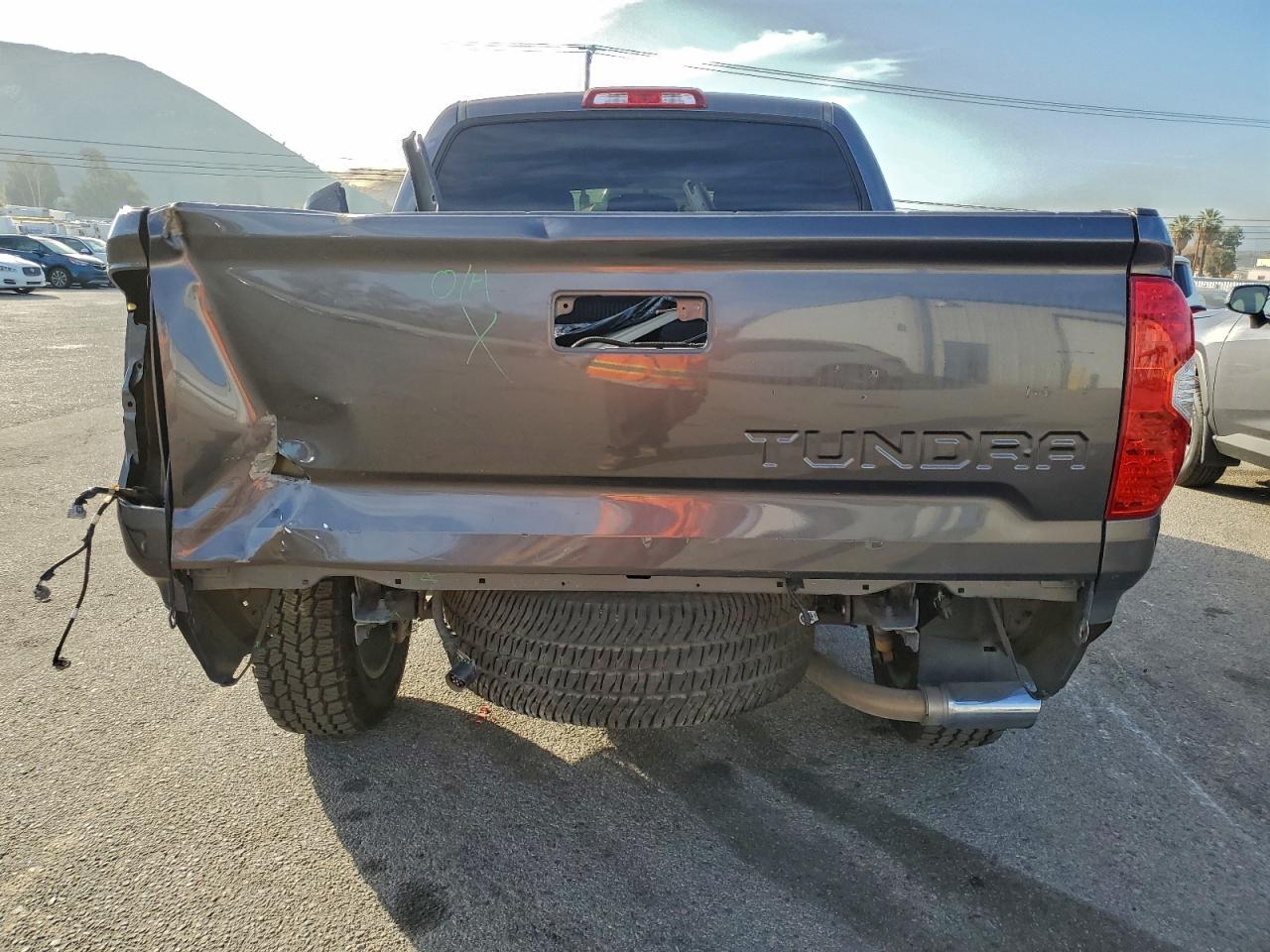 2017 Toyota Tundra Crewmax Sr5 VIN: 5TFEM5F1XHX119426 Lot: 96749995