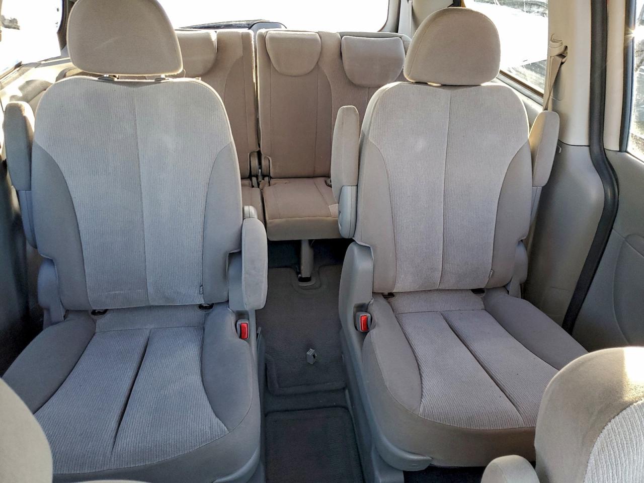 2012 Kia Sedona Lx VIN: KNDMG4C78C6465611 Lot: 94726245