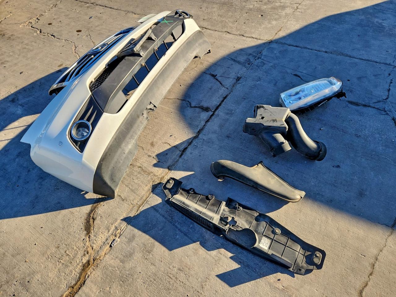 2012 Honda Pilot Touring VIN: 5FNYF4H94CB083353 Lot: 96144605