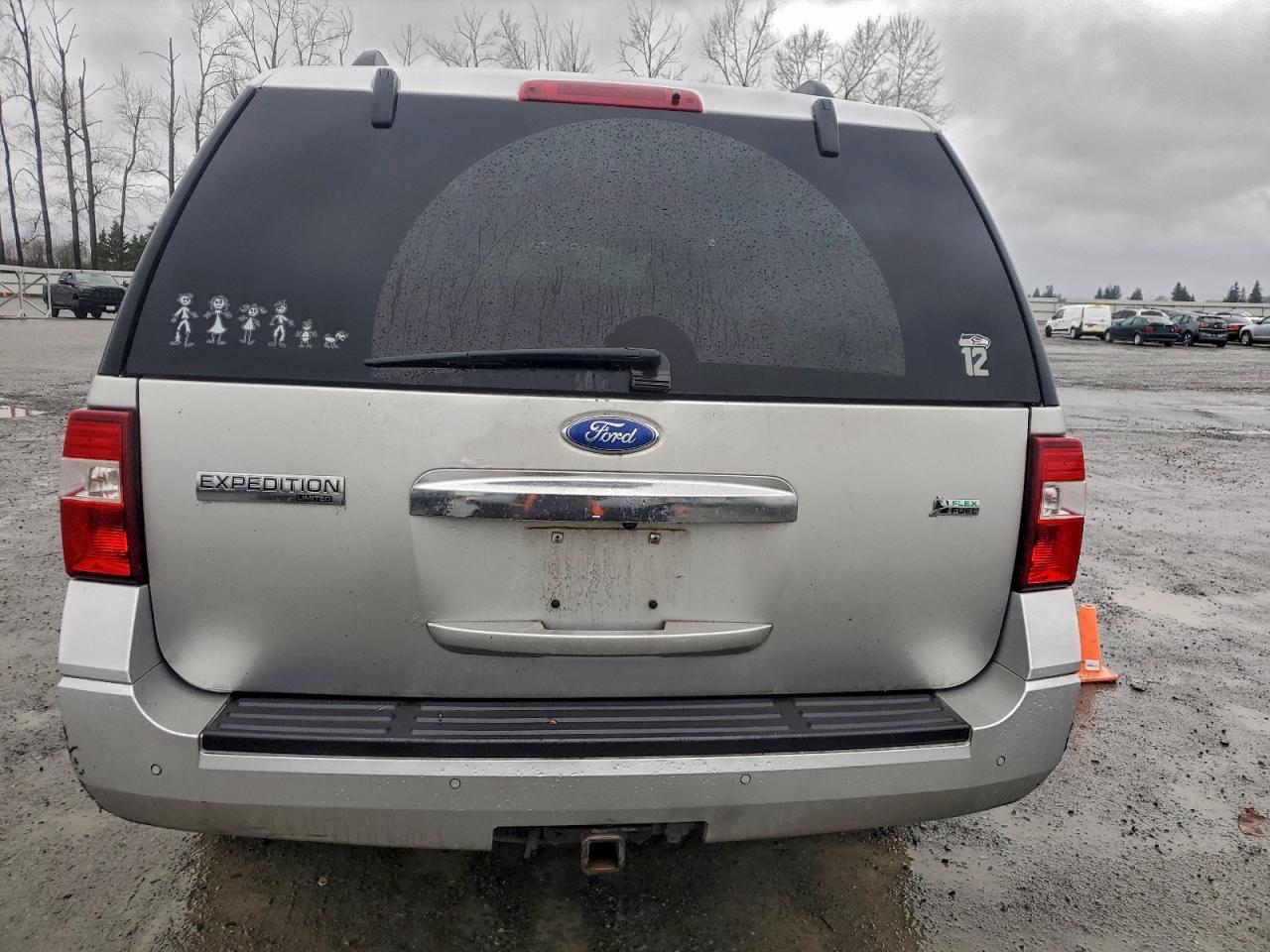 2011 Ford Expedition Limited VIN: 1FMJU2A57BEF39134 Lot: 96821075