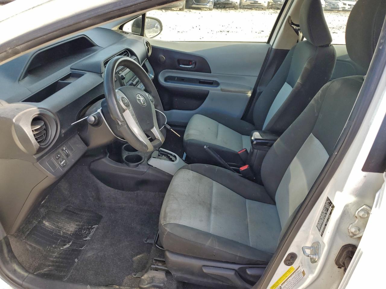 2013 Toyota Prius C VIN: JTDKDTB39D1541165 Lot: 96498595