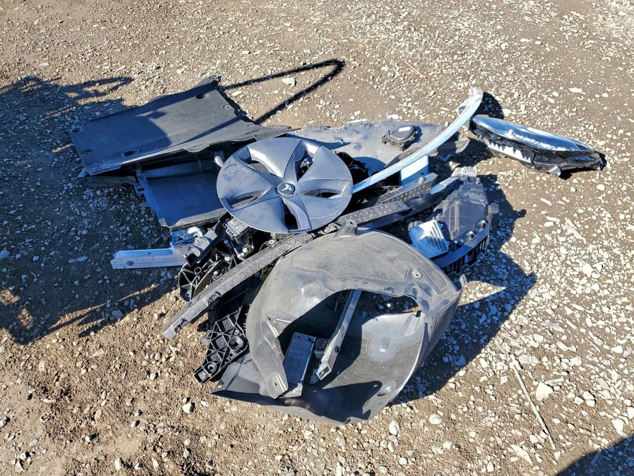 2020 Tesla Model 3 VIN: 5YJ3E1EA3LF633975 Lot: 94938115