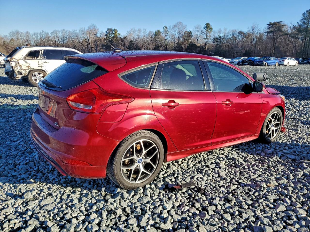 2016 Ford Focus Se VIN: 1FADP3K26GL254467 Lot: 97830105