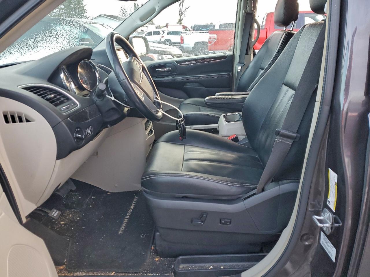 2015 Chrysler Town & Country Touring VIN: 2C4RC1BG3FR753552 Lot: 95914295