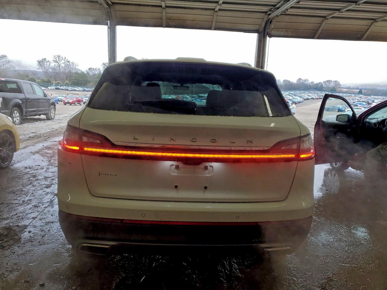 2021 Lincoln Nautilus Reserve VIN: 2LMPJ6K95MBL10708 Lot: 95392175