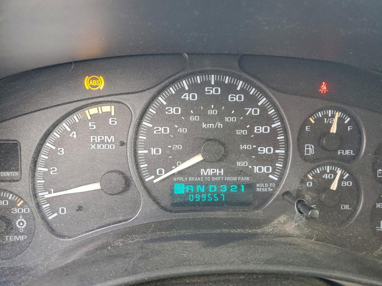 2002 Chevrolet Silverado K2500 Heavy Duty VIN: 1GCHK23G12F107561 Lot: 95485905