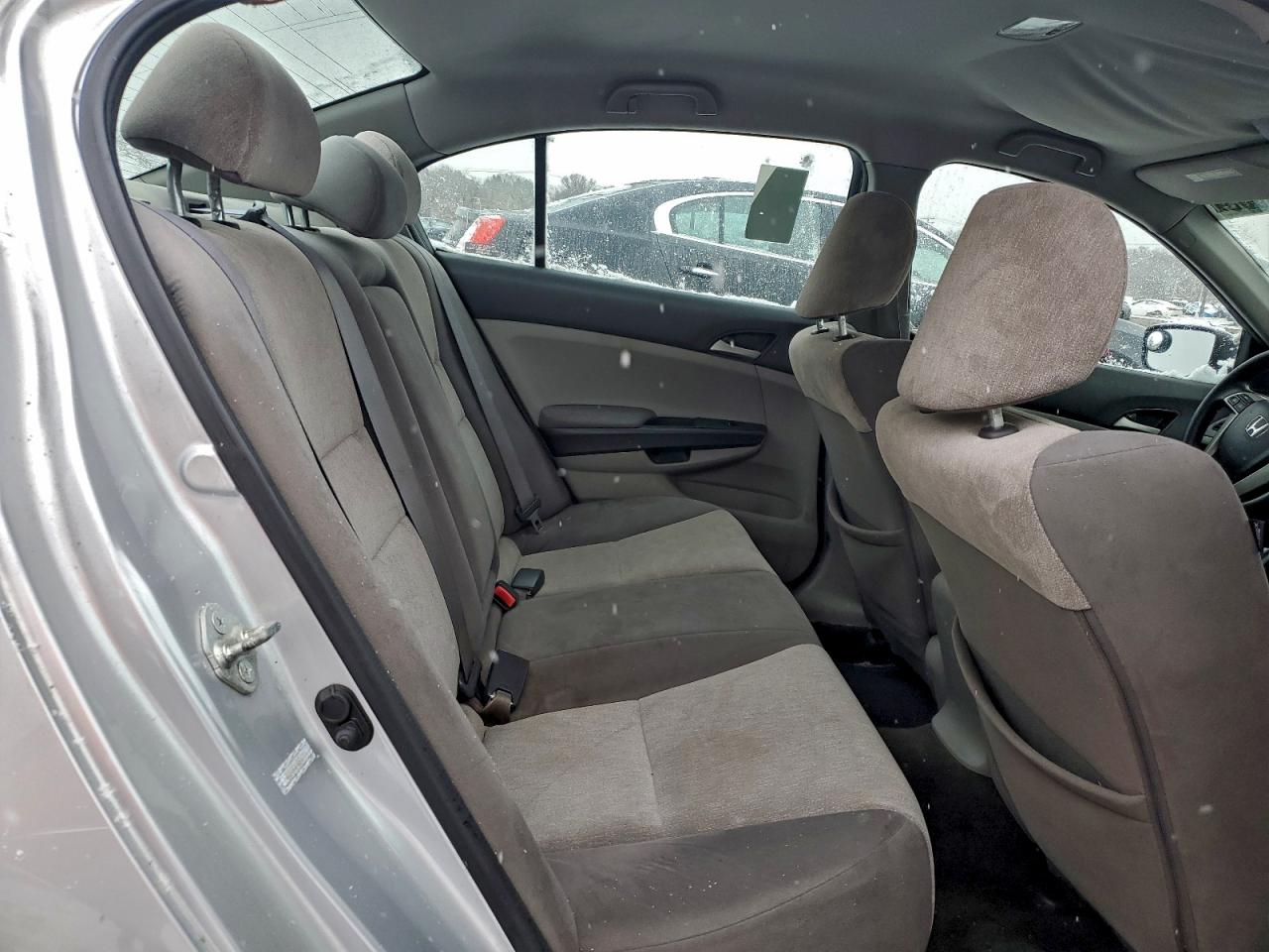 2010 Honda Accord Lxp VIN: 1HGCP2F48AA142771 Lot: 95218635