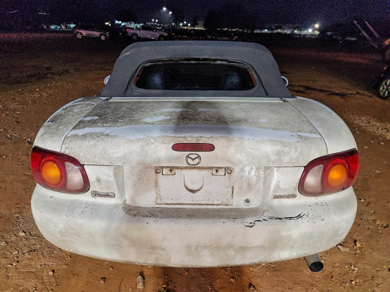 2000 Mazda Mx-5 Miata Base VIN: JM1NB3531Y0150165 Lot: 96052695