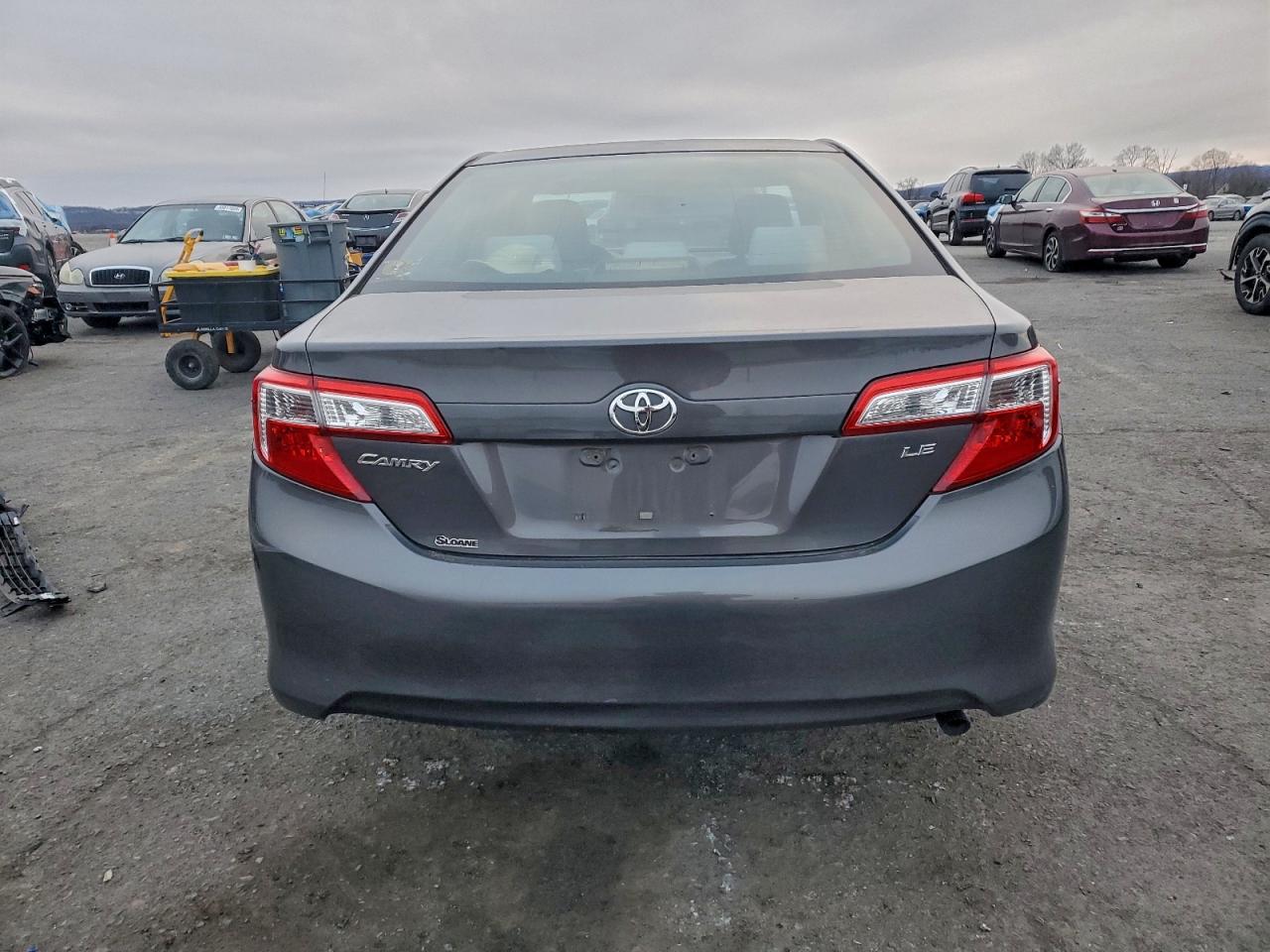 2013 Toyota Camry L VIN: 4T4BF1FK2DR302573 Lot: 95658375