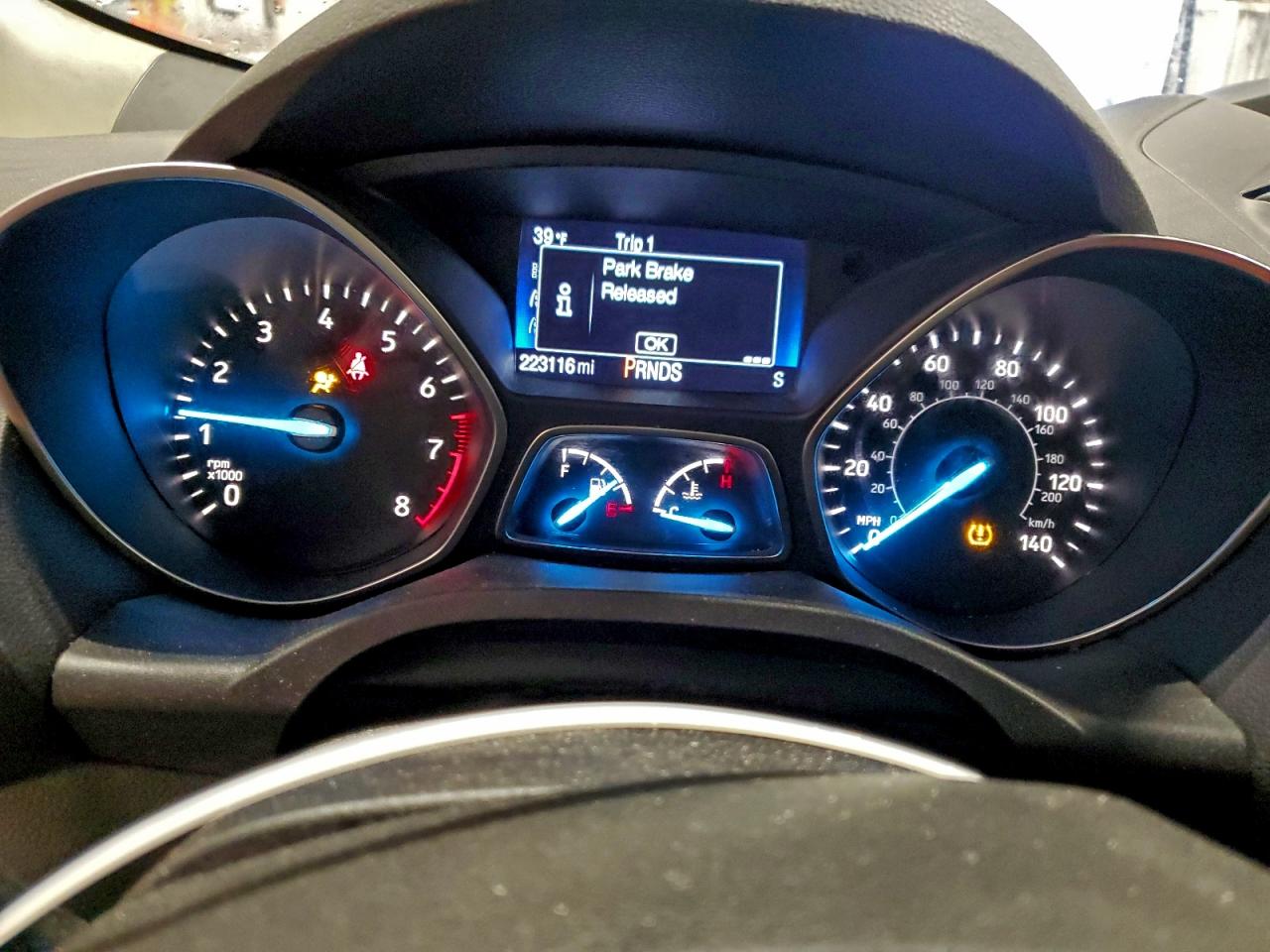 2017 Ford Escape S VIN: 1FMCU0F79HUC01823 Lot: 92762025