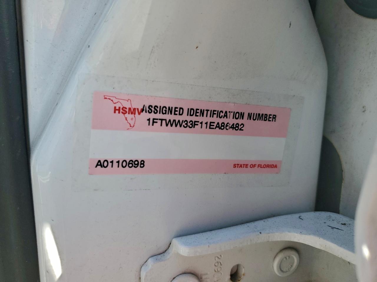 2001 Ford F350 Super Duty VIN: 1FTWW33F11EA86482 Lot: 86217635