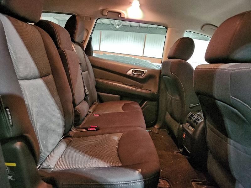 2018 NISSAN PATHFINDER S  