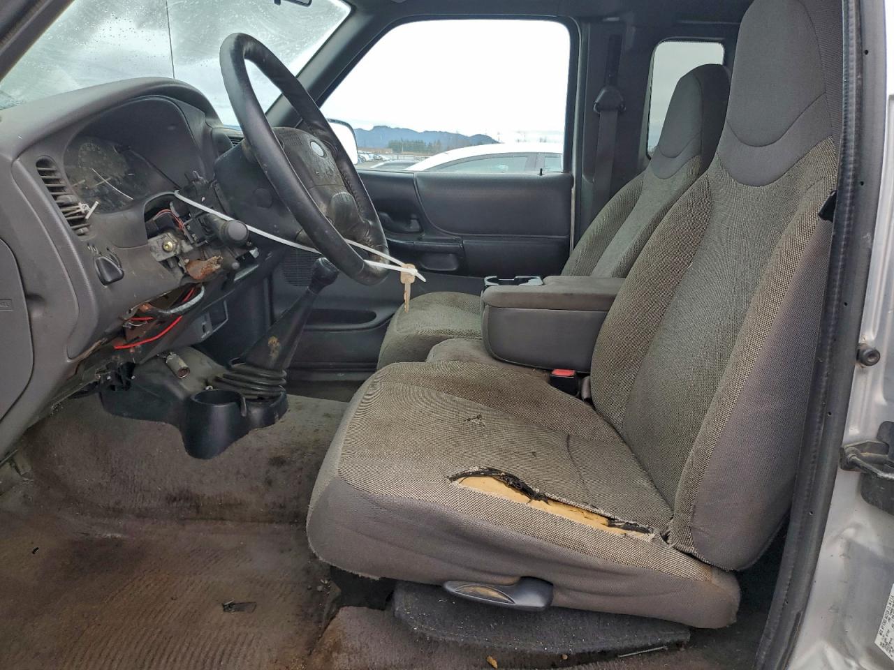 2002 Ford Ranger Super Cab VIN: 1FTZR45U72TA52615 Lot: 97388205