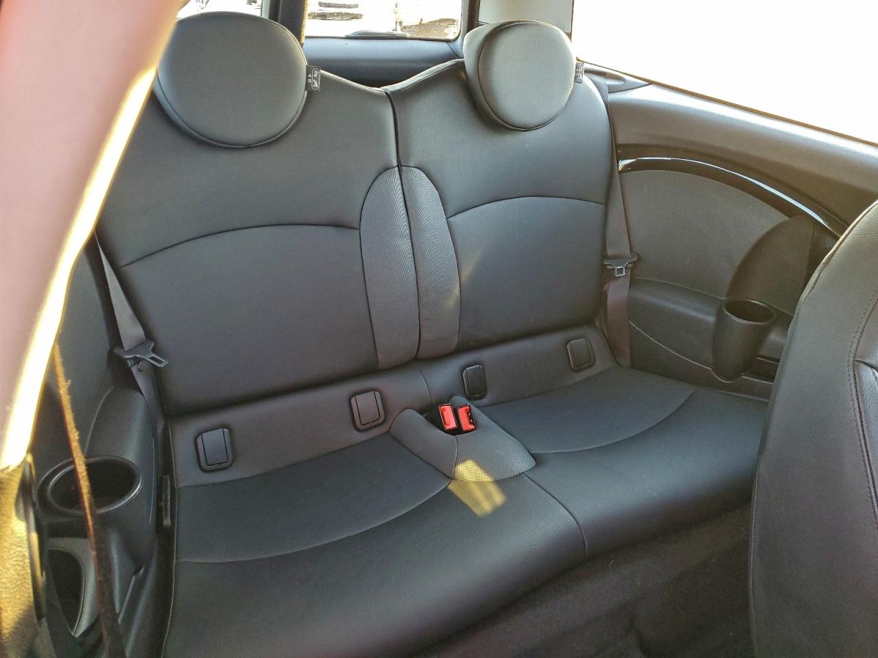 2010 Mini Cooper S Clubman VIN: WMWMM3C56ATZ33350 Lot: 94800255