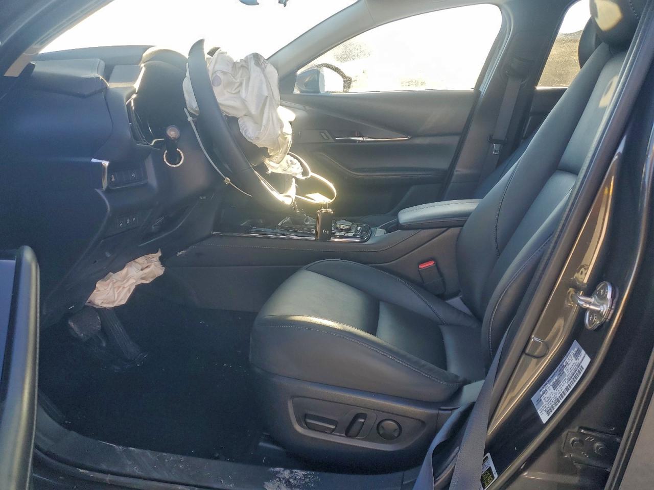 2023 Mazda Cx-30 Preferred VIN: 3MVDMBCM7PM570941 Lot: 94505495