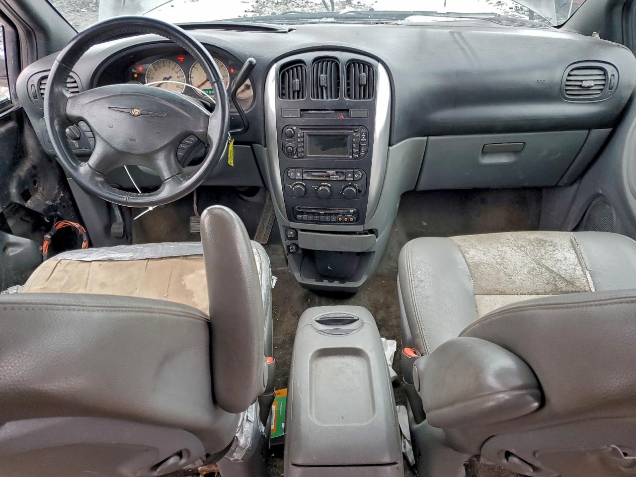 2004 Chrysler Town & Country Touring VIN: 2C4GP54L54R534358 Lot: 94882795