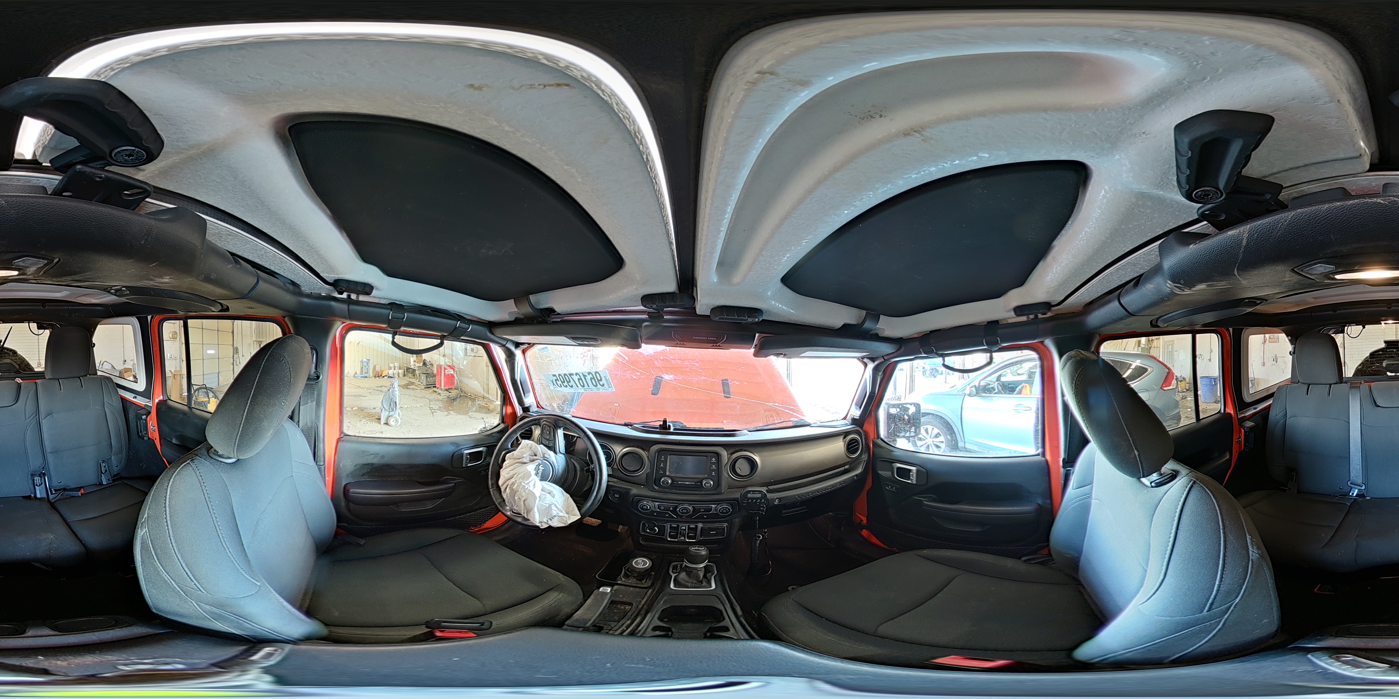 2018 Jeep Wrangler Unlimited Sport VIN: 1C4HJXDG2JW216172 Lot: 96167995