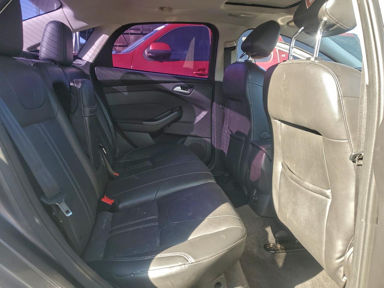 2012 Ford Focus Sel VIN: 1FAHP3H26CL177392 Lot: 95010915