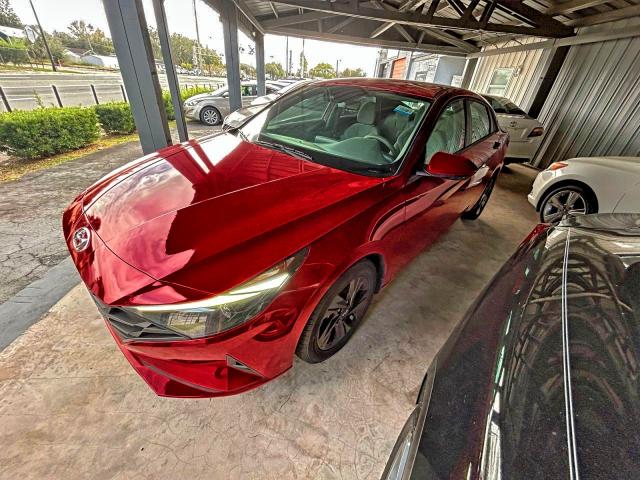  HYUNDAI ELANTRA 2022 Red