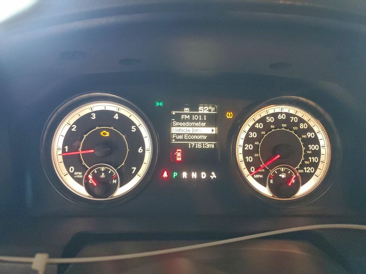 2017 Ram 1500 St VIN: 1C6RR6KG6HS598645 Lot: 95754865