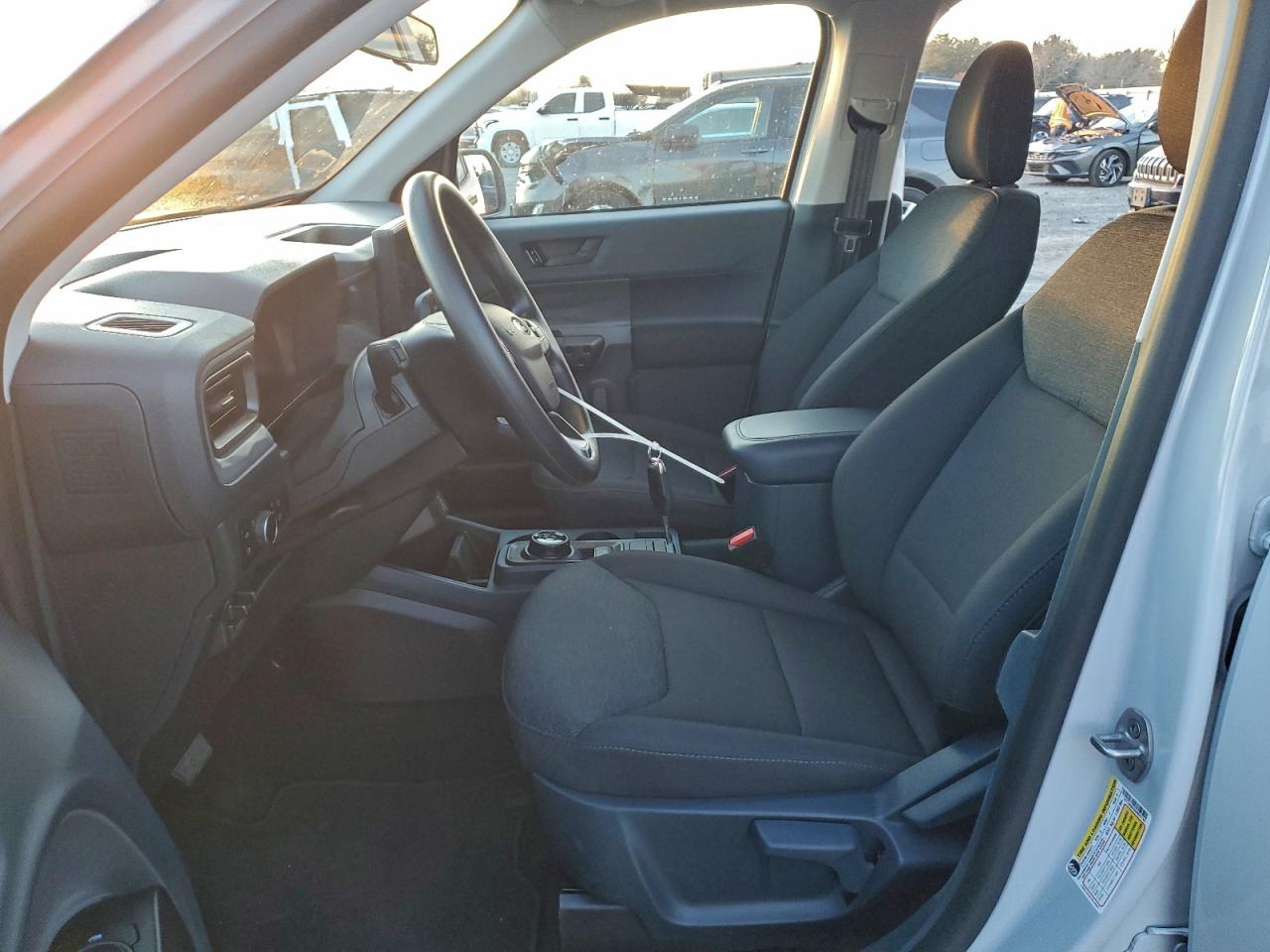 2025 Ford Maverick Xl VIN: 3FTTW8B30SRB27190 Lot: 95555535