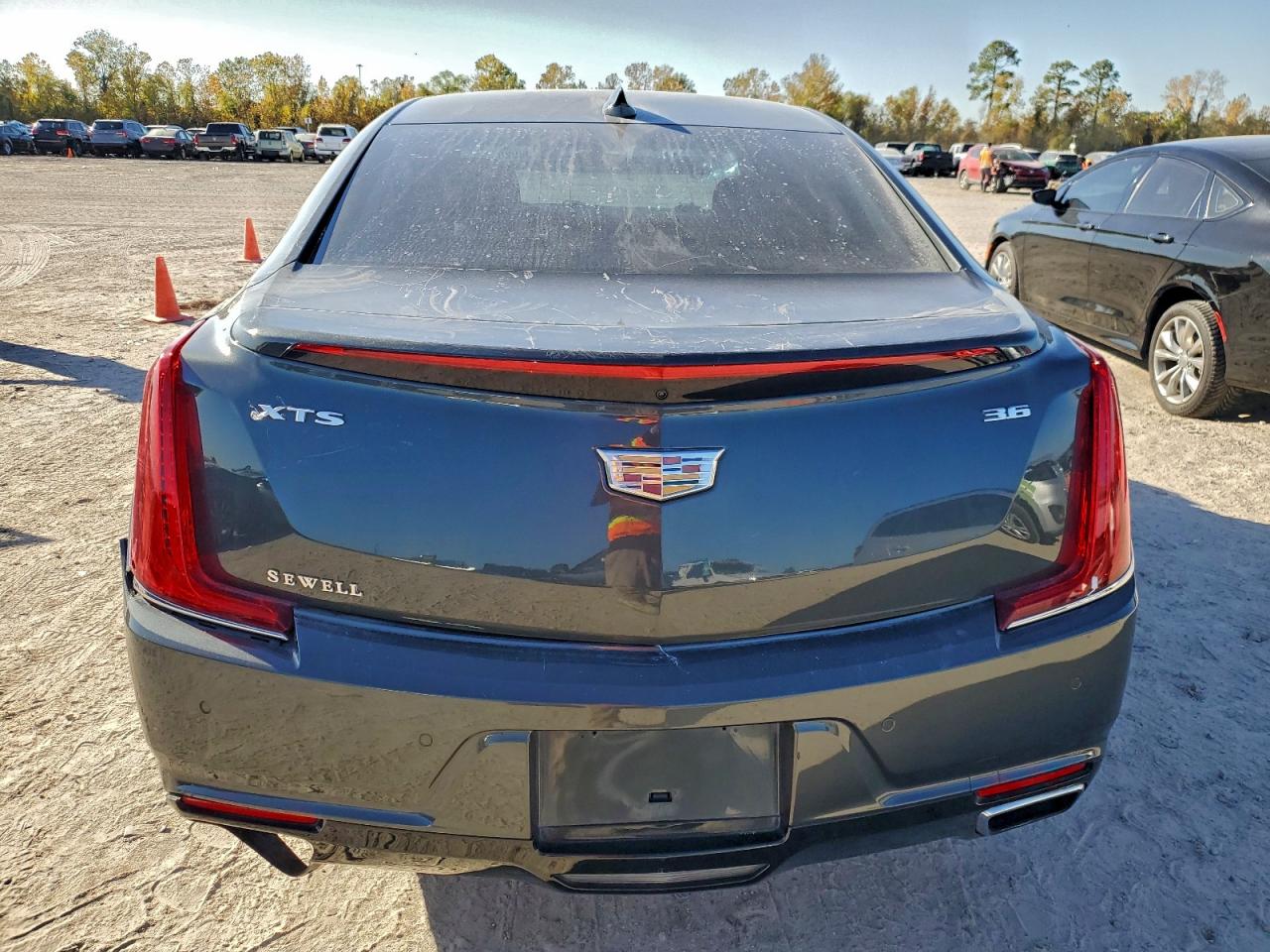 2018 Cadillac Xts Luxury VIN: 2G61M5S30J9163979 Lot: 96957375