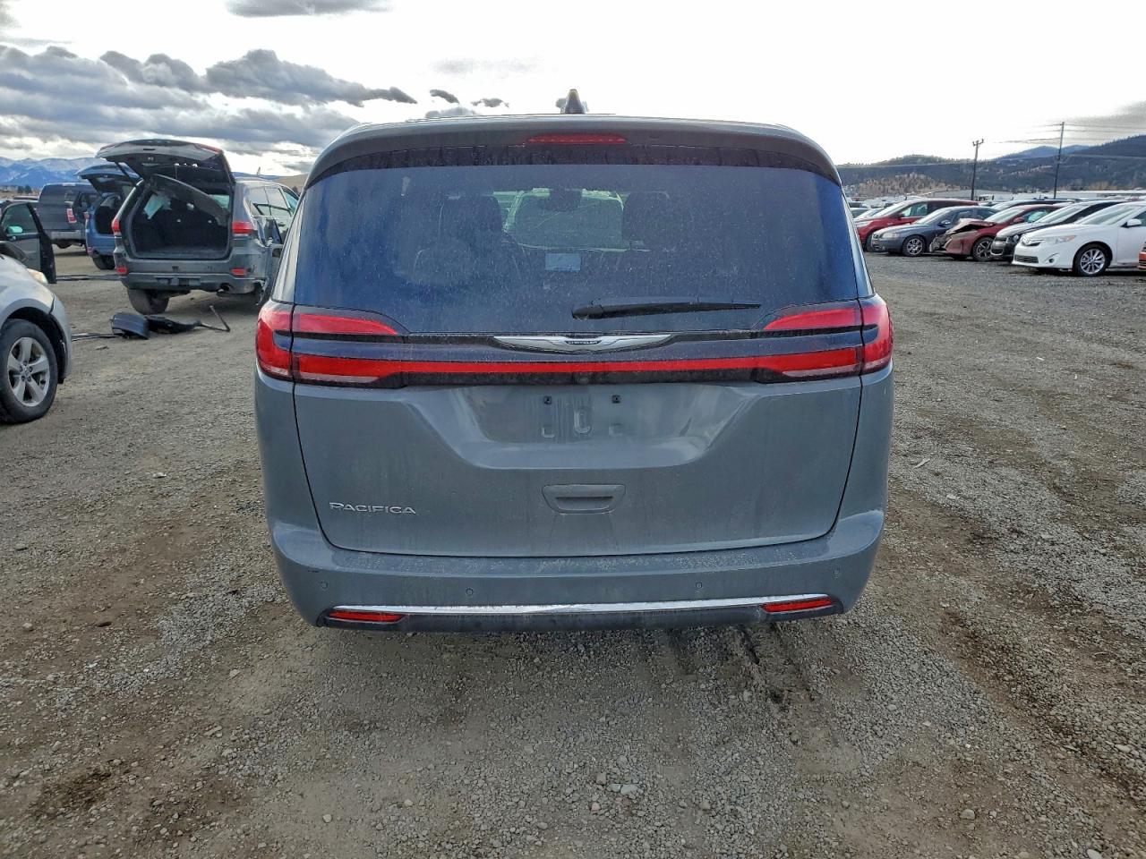 2025 Chrysler Pacifica Select VIN: 2C4RC1BG7SR520574 Lot: 96210055
