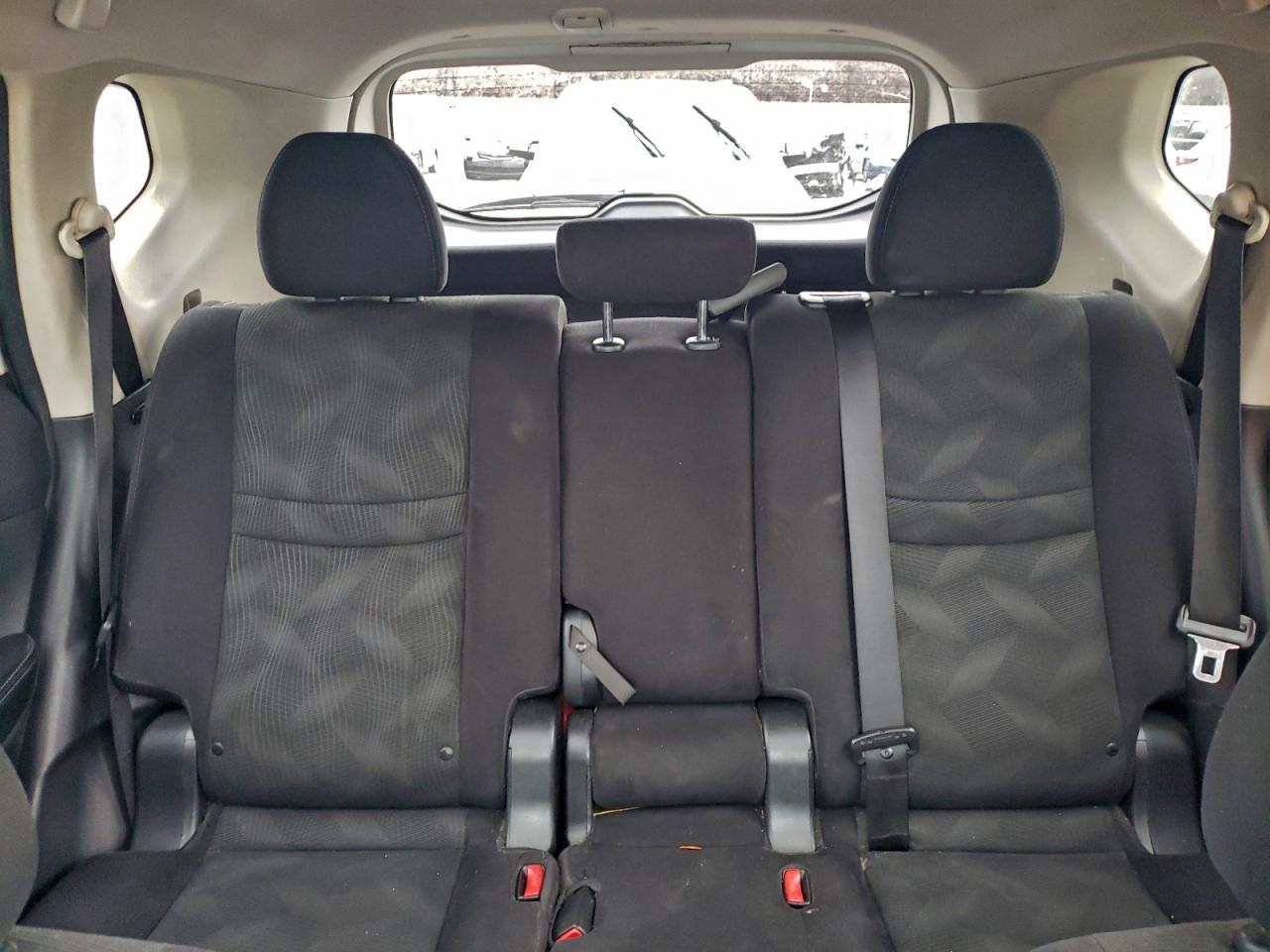 2015 Nissan Rogue S VIN: 5N1AT2MV3FC784030 Lot: 95426985