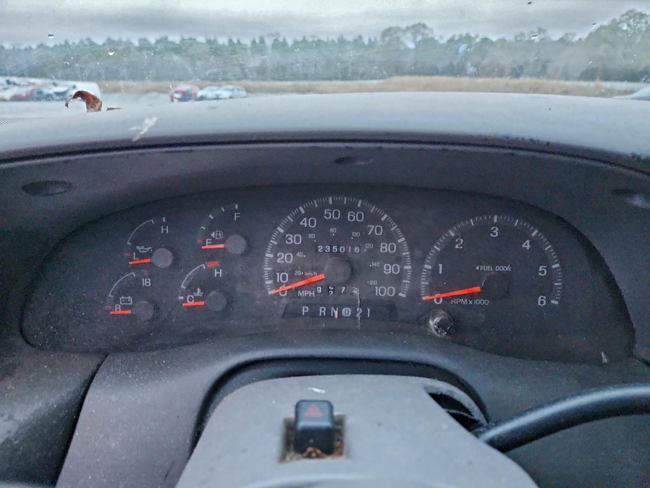 1998 Ford F150 VIN: 1FTZX1763WNB05694 Lot: 94462385