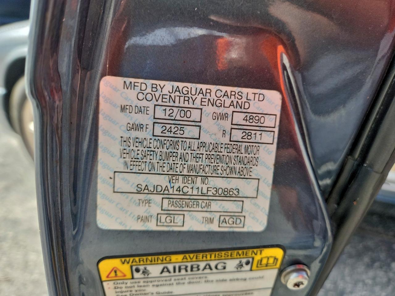 2001 Jaguar Xj8 VIN: SAJDA14C11LF30863 Lot: 96585325