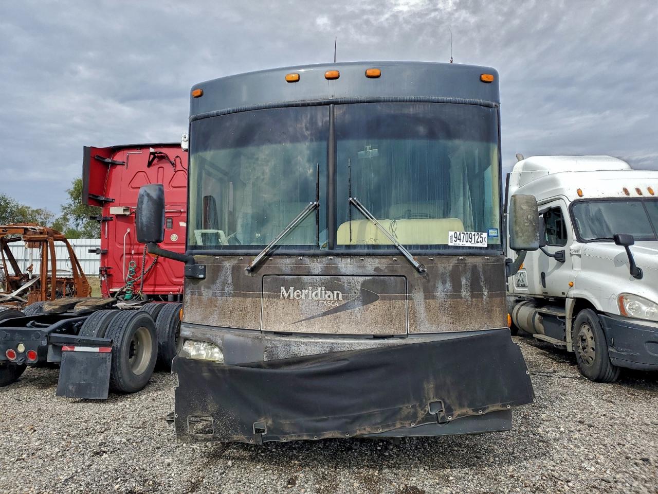 2004 Freightliner Chassis X Line Motor Home VIN: 4UZAAHDC04CN01927 Lot: 94709125