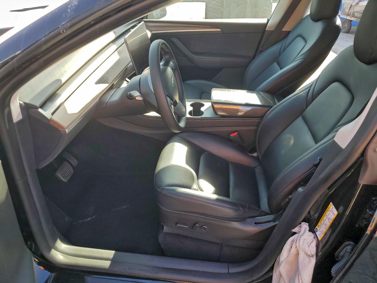 2022 Tesla Model Y VIN: 7SAYGDEE0NF575477 Lot: 94804245