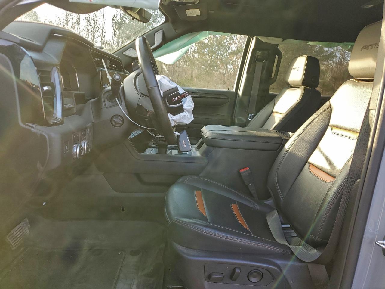 2024 GMC Sierra K1500 At4 VIN: 1GTUUEEL4RZ370303 Lot: 94738375