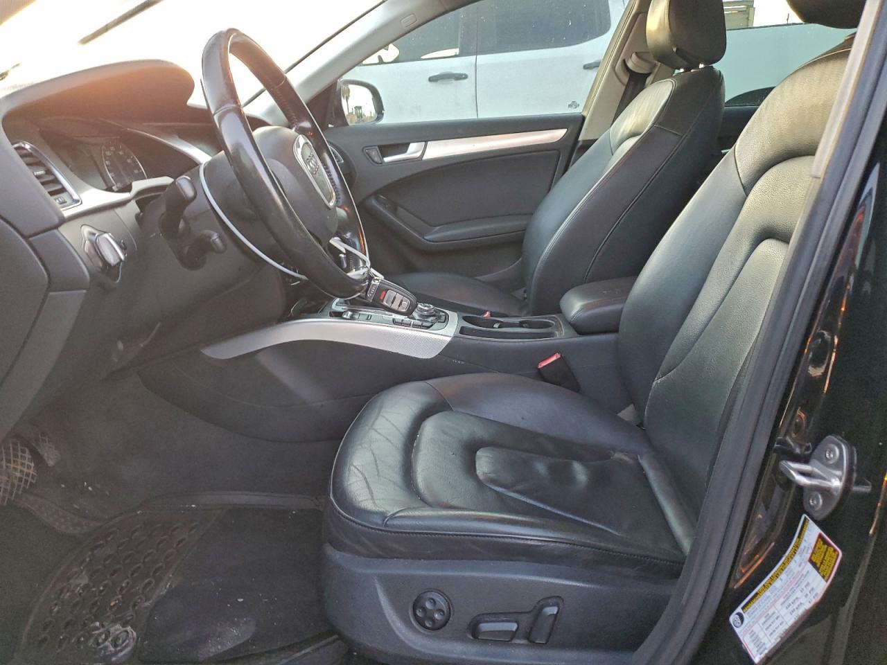 2011 Audi A4 Premium Plus VIN: WAUEFAFL2BN030146 Lot: 93933015