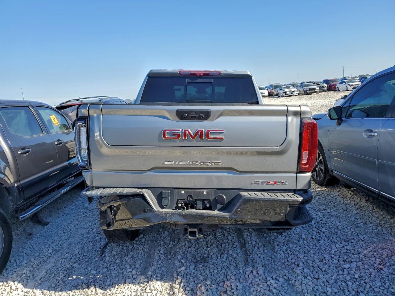 2024 GMC Sierra K1500 At4X VIN: 3GTUUFEL4RG283586 Lot: 96105895