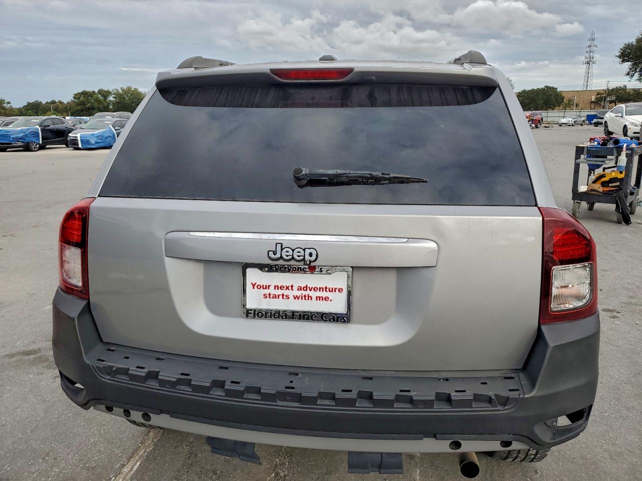 2016 Jeep Compass Sport VIN: 1C4NJCBA3GD641642 Lot: 95324515