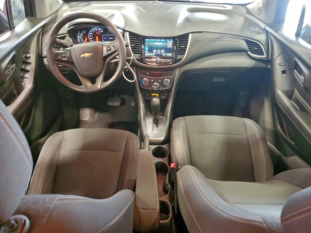 2019 Chevrolet Trax Ls VIN: 3GNCJNSB9KL277040 Lot: 95916175