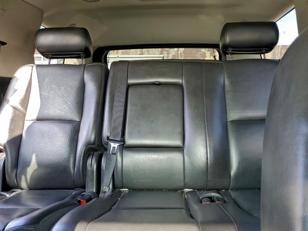 2010 GMC Yukon Denali VIN: 1GKUKEEF7AR174459 Lot: 96983215