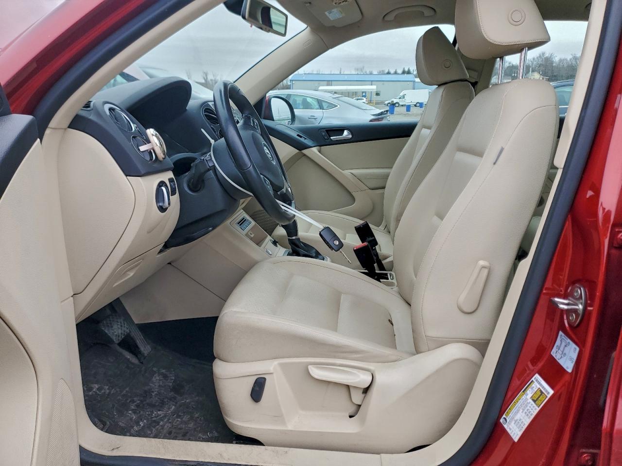 2016 Volkswagen Tiguan S VIN: WVGBV7AX4GW079612 Lot: 95854605