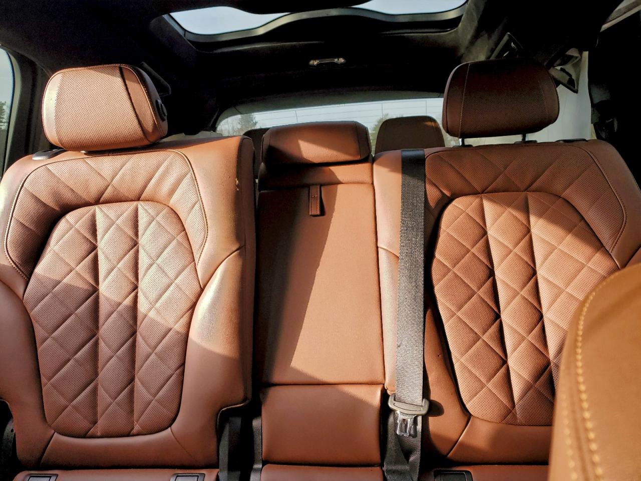 Фото: 5UX23EM00P9P33399