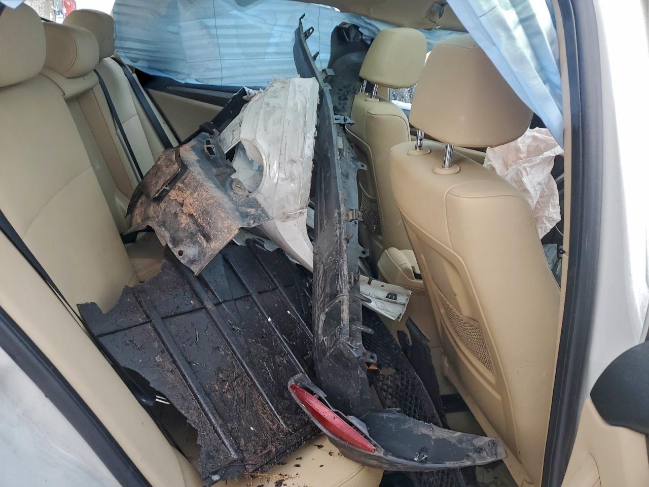 Фото: WBAVL1C50EVY18605